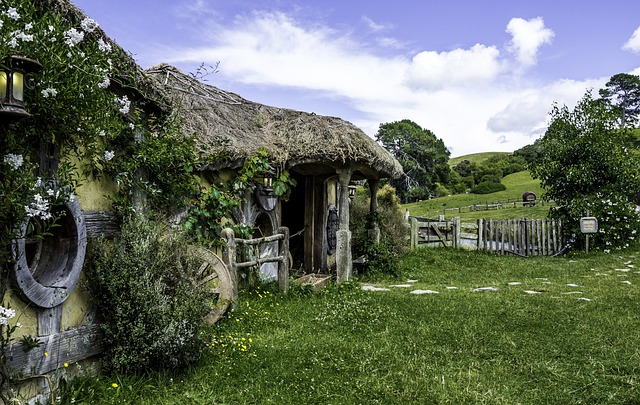 hobbiton movie set: part of your new zealand honeymoon packages